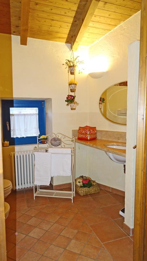 Ferienwohnung Rustico Colonna House By Gardadomusmea Vesio Exterior foto