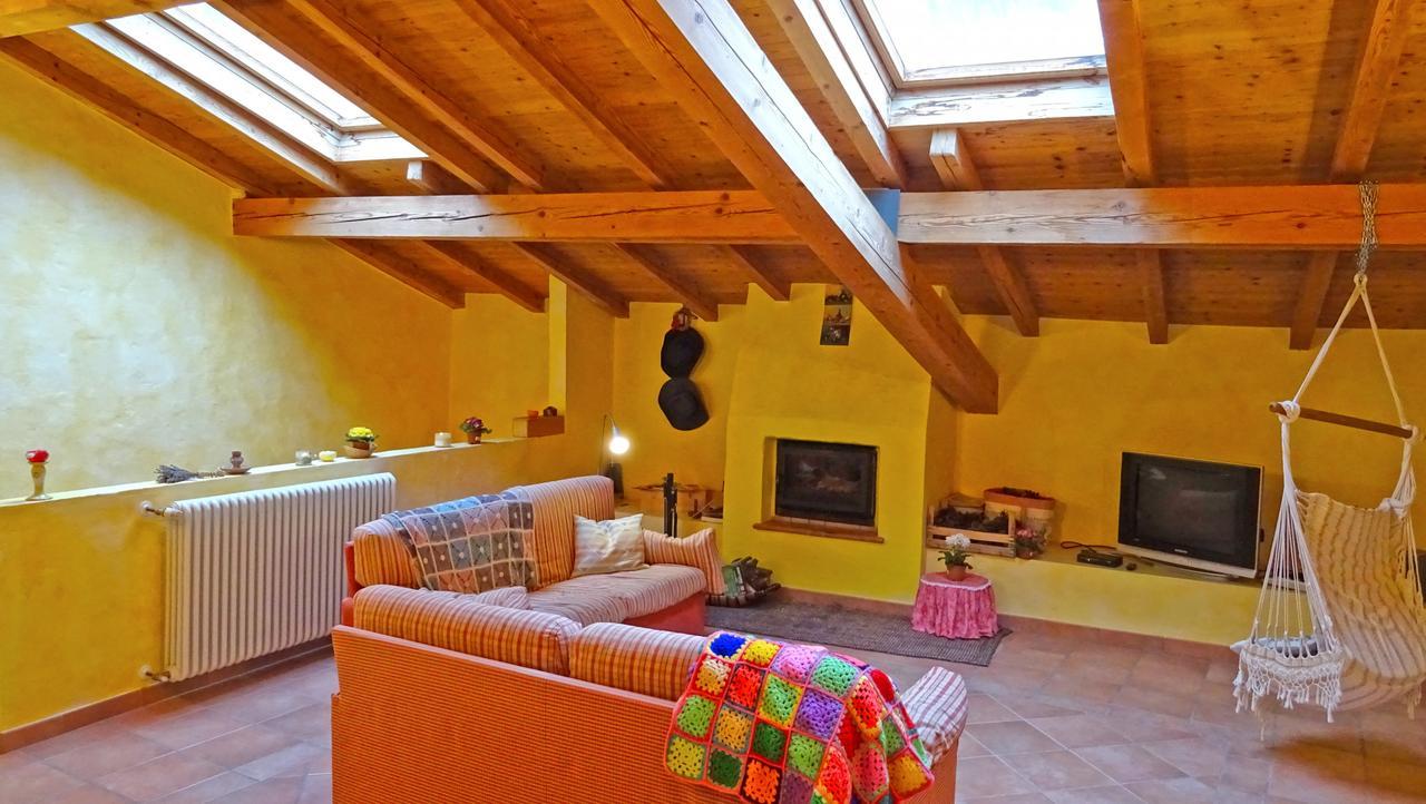 Ferienwohnung Rustico Colonna House By Gardadomusmea Vesio Exterior foto