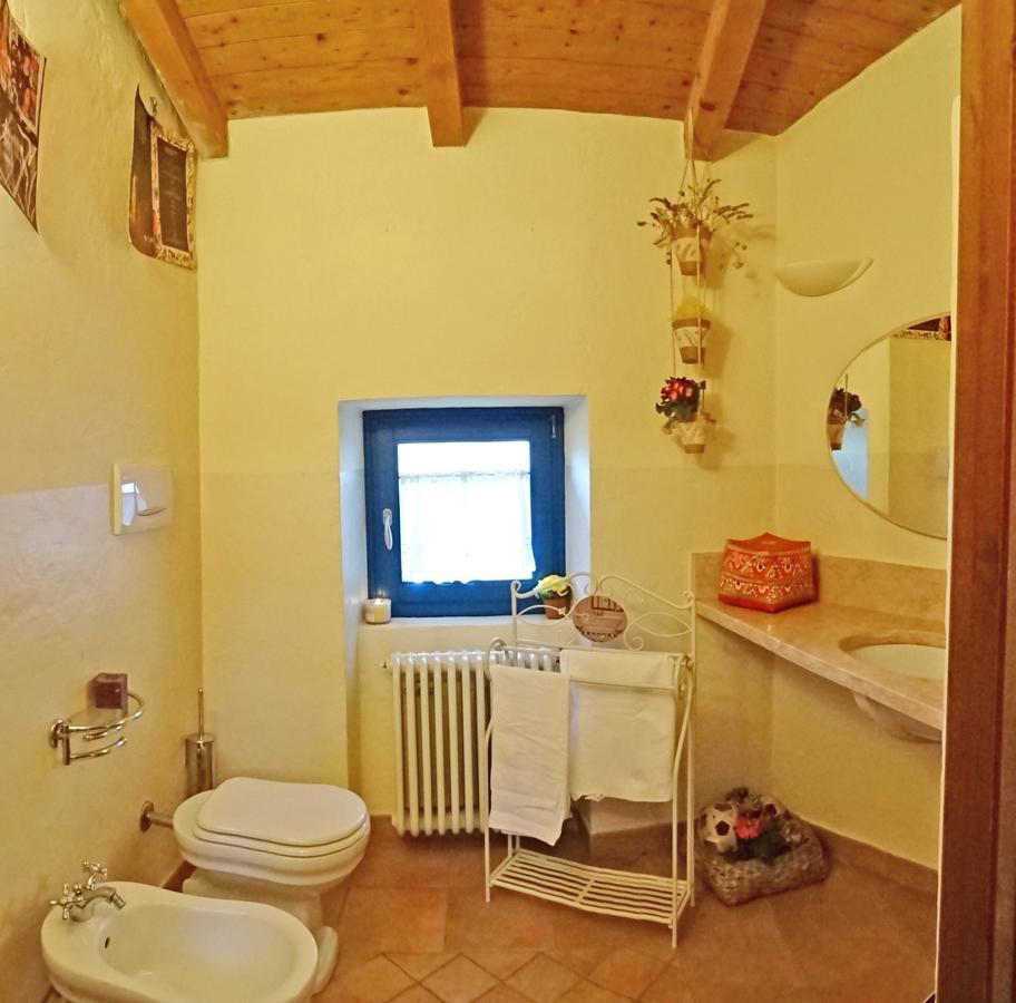 Ferienwohnung Rustico Colonna House By Gardadomusmea Vesio Exterior foto